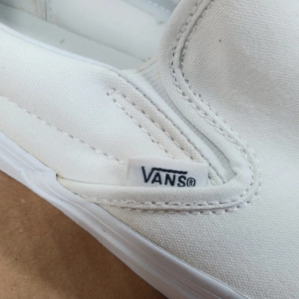 Vans Classic Slip-On White Canvas Sneakers Mens 8 Womens 9.5 VN000EYEB00